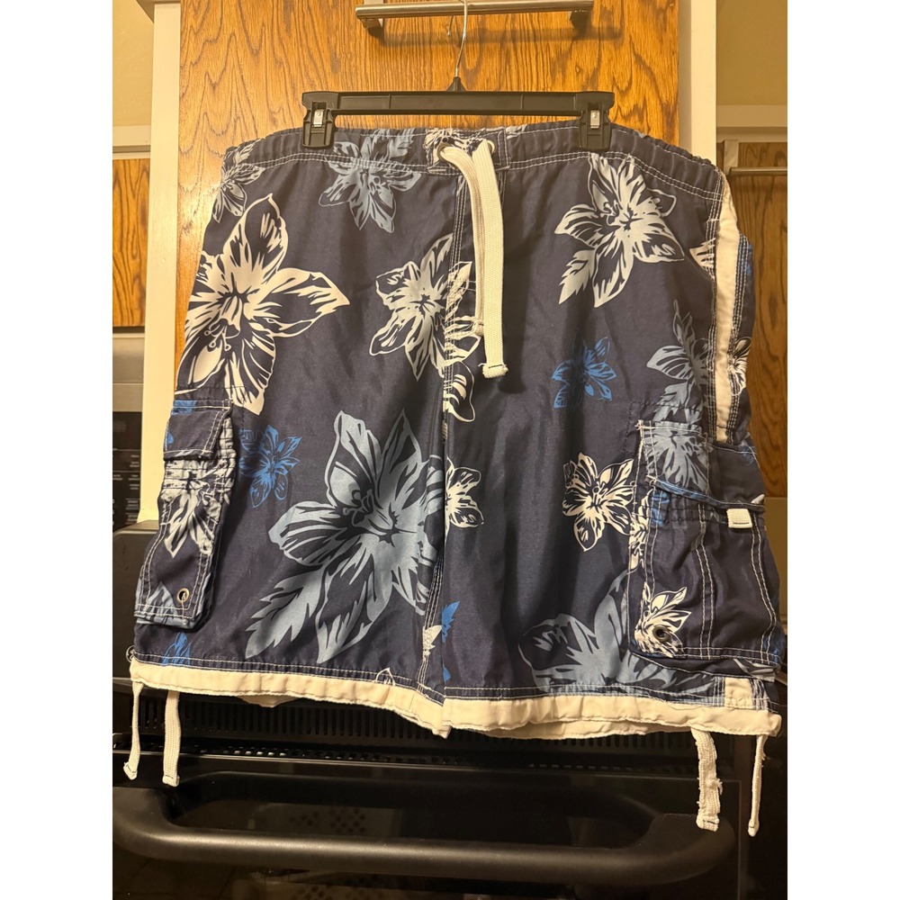 No Boundaries Mens Floral Cargo Board Shorts Navy Blue Swim Trunks Size L‎ 36-38